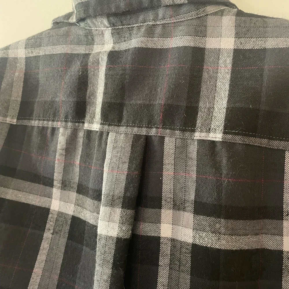 Eddie Bauer Black and Gray Plaid Button-Up Shirt - Picture 7 of 10